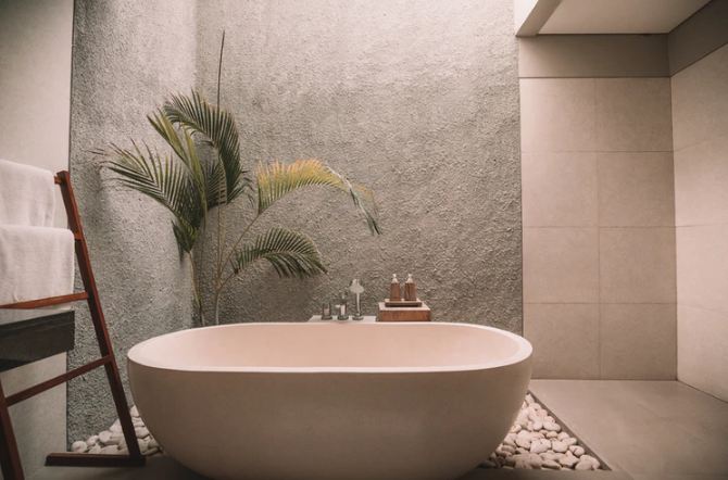 Pamper Yourself with Oatmeal Bath