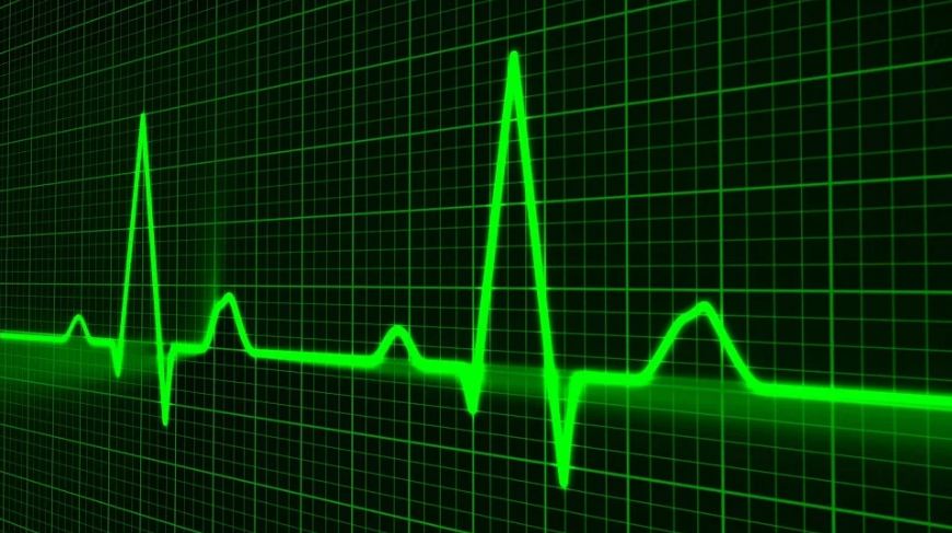 As a result of lidocaine, heart problems may occur on rare occasions. 