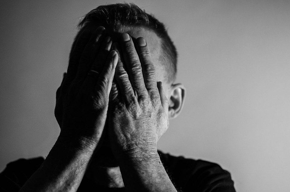 Men suffering from premature ejaculation can use lidocaine sprays.