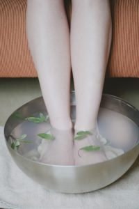 Foot bath for arthritis