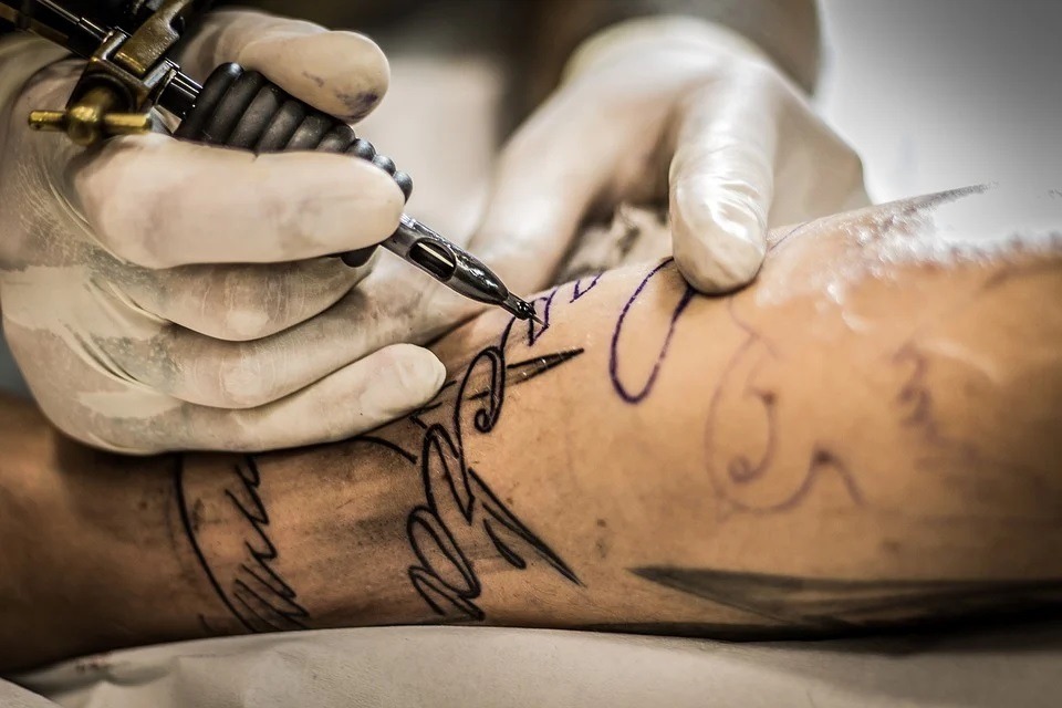Tattoos require lidocaine for minimum pain. 