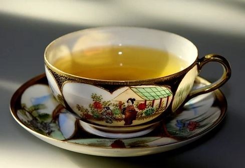 Green tea has high nutritional value. 